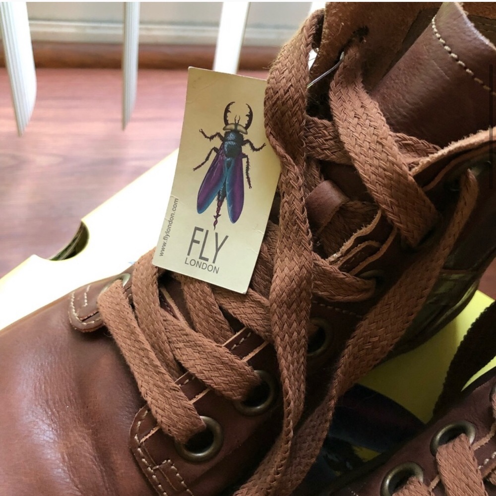 SOLD Ⓜ️ 🙌 🎉Host Pick🎉 Fly London Boots 🥾🪰 - Picture 4 of 10